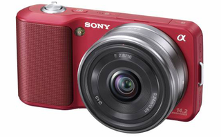 Illustration for article titled Sony NEX-5 and NEX-3 Interchangeable Lens Cameras Go Official With HD Shooting